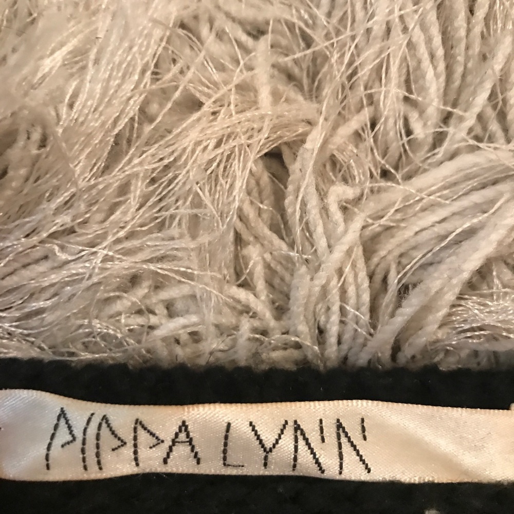 Pippa Lynn sparkly black and gold sweater - Picture 4 of 7